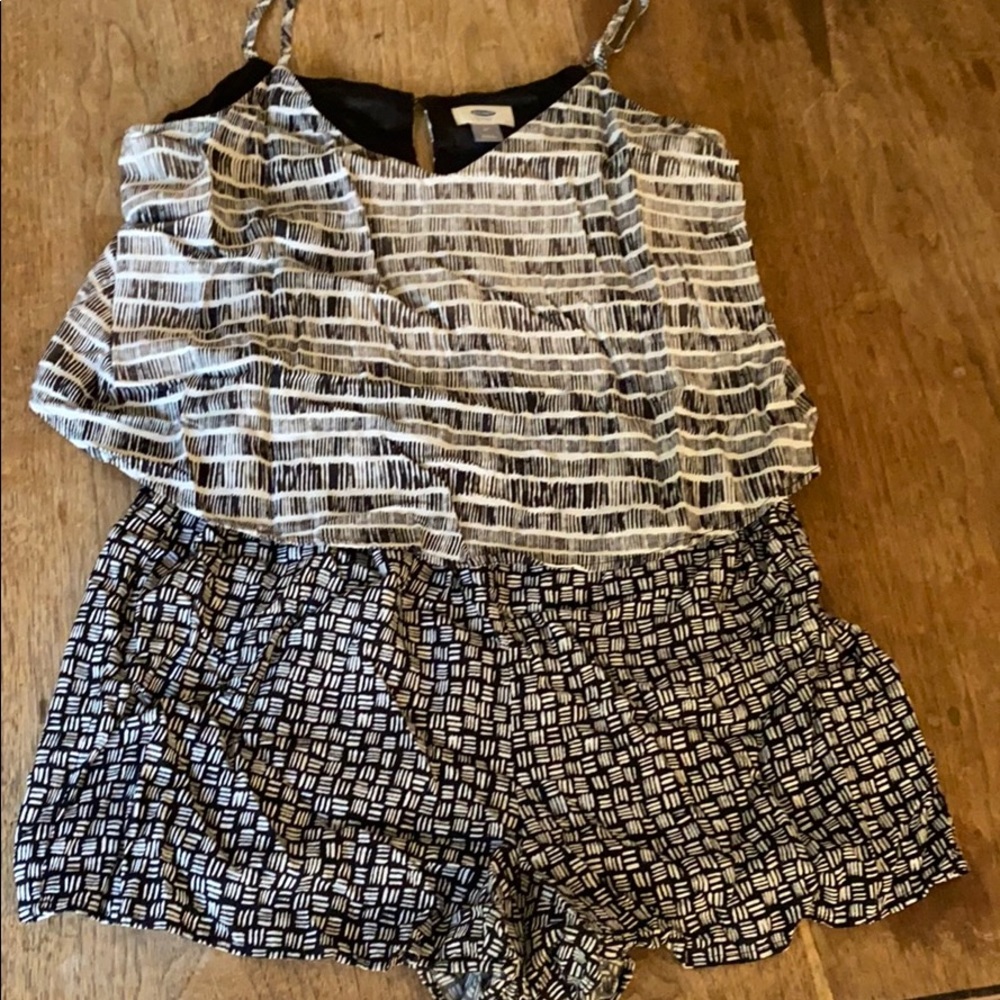 Old navy jumper